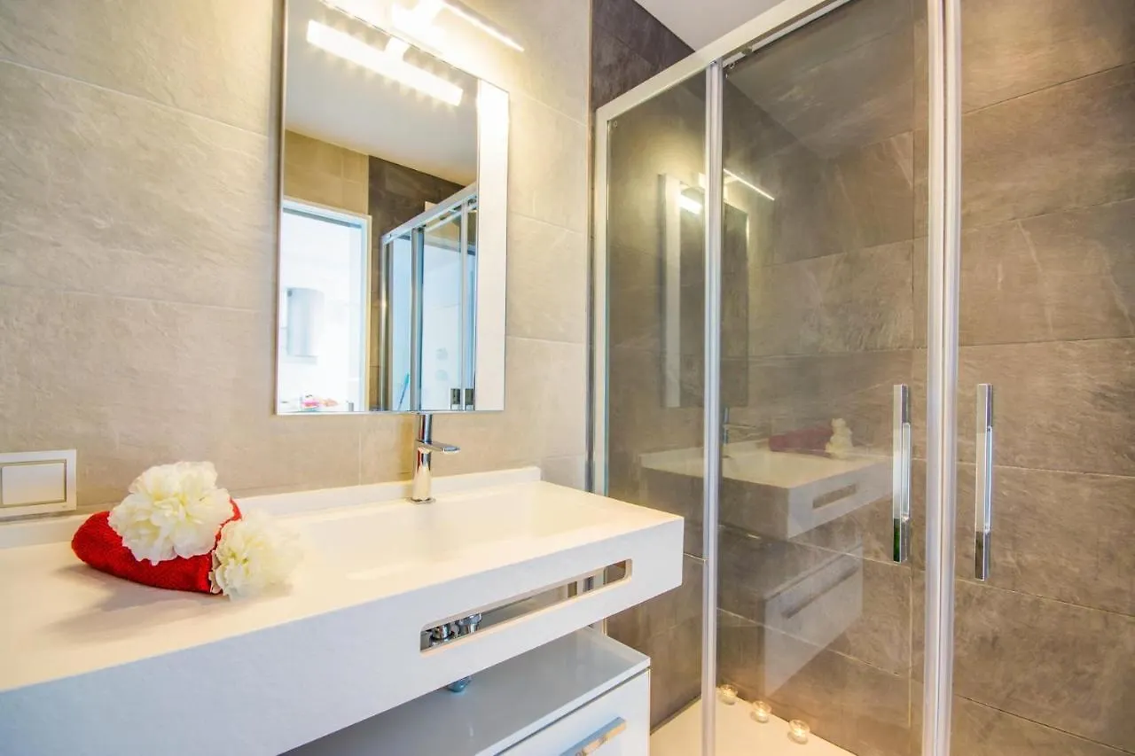 Ideal Property Mallorca - Blue Palm Beach Alcúdia